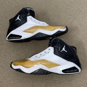 jordan b’loyal black white gold size 10.5
